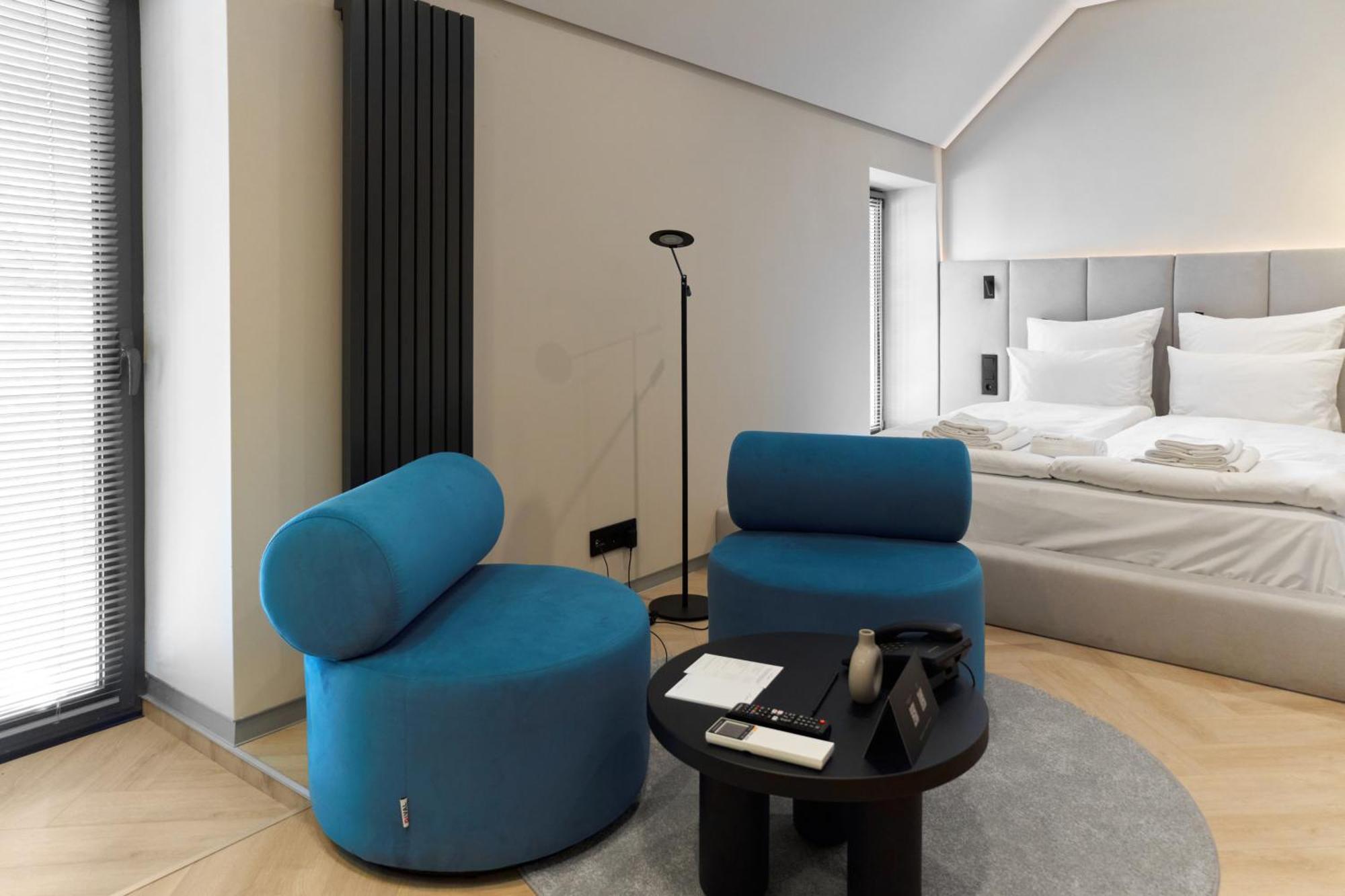 Hotel Laudon Uschhorod Zimmer foto